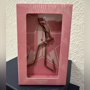 Jeffree star eyelash curler